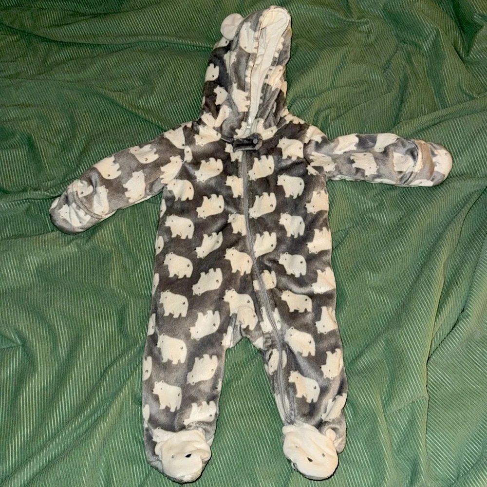 Carters Baby Hooded Fleece One Piece Bodysuit/Footed Jumpsuit Polar Bear 6 mos